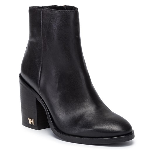 Botki TOMMY HILFIGER - Mono Color Heeled Boot FW0FW04279 Black 990 Tommy Hilfiger  40 eobuwie.pl