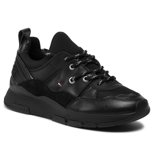 Buty sportowe damskie czarne Tommy Hilfiger sznurowane gładkie na platformie 