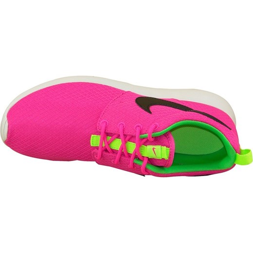 Buty sportowe dziecięce Nike różowe bez wzorów 