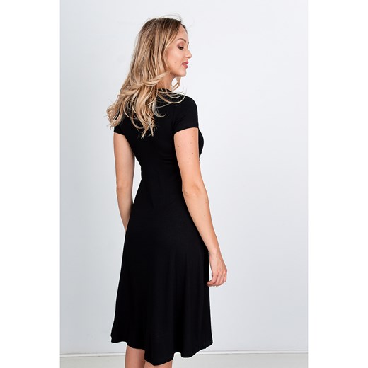 Sukienka czarna Zoio mini luźna z krótkimi rękawami oversize tkaninowa 
