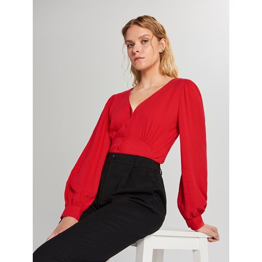 Cropp - Koszulowa bluzka z bufiastymi rękawami - Czerwony Cropp  S 