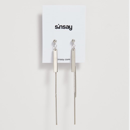 Sinsay - Długie kolczyki z geometrycznymi detalami - Jasny szar  Sinsay One Size 