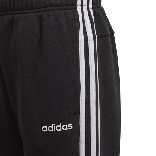 Spodnie chłopięce Adidas w paski 
