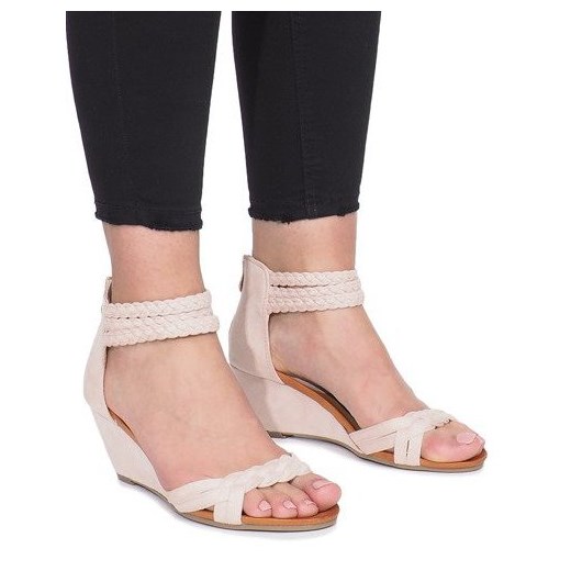 Sandały damskie Butymodne eleganckie ze skóry ekologicznej bez wzorów bez zapięcia różowe 