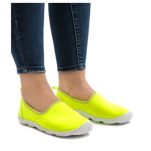Buty sportowe damskie Butymodne sneakersy młodzieżowe płaskie zielone bez zapięcia casual 
