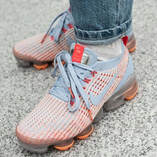 Buty sportowe damskie Nike do biegania bez wzorów sznurowane płaskie 