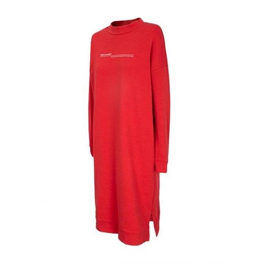 Outhorn sukienka czerwona prosta z okrągłym dekoltem midi 