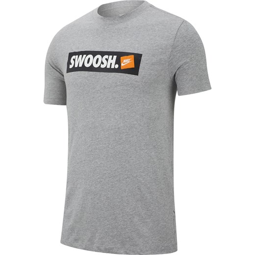 Koszulka Nike NSW Swoosh Sticker (AR5027-063)