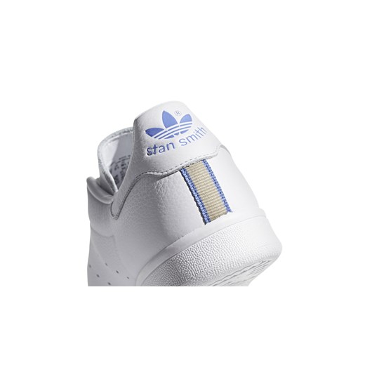 Buty sportowe damskie Adidas skórzane białe na płaskiej podeszwie bez wzorów klasyczne 