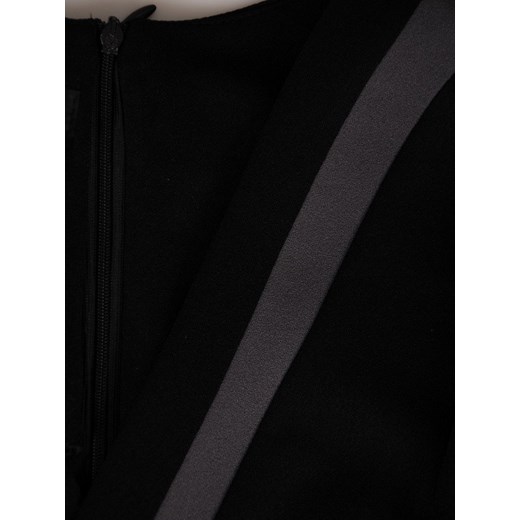 Czarna sukienka Modbis z dekoltem w literę v midi biznesowa z długim rękawem wyszczuplająca 