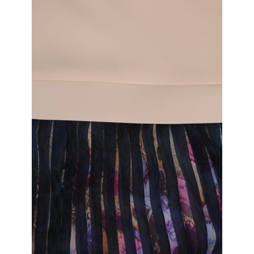 Sukienka Modbis w abstrakcyjnym wzorze wielokolorowa na urodziny z dekoltem w literę v z krótkim rękawem 
