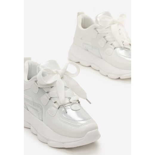 Białe buty sportowe damskie Born2be sneakersy w stylu młodzieżowym bez wzorów sznurowane 