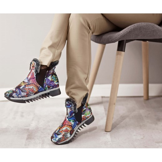Botki Zapato w abstrakcyjnym wzorze zimowe na koturnie casual z gumy 