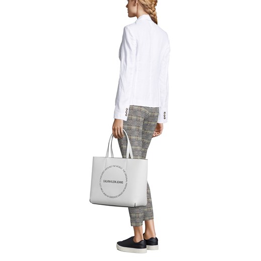 Torba shopper 'SCULPTED EW TOTE 29' Calvin Klein  One Size AboutYou