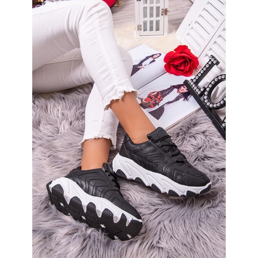 Buty sportowe damskie czarne Escoli wiązane gładkie 