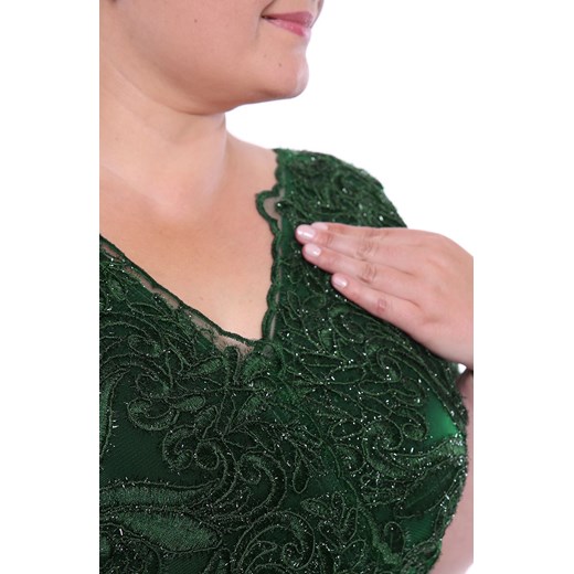 Dłuższa zielona sukienka połyskująca koronka   48 Modne Duże Rozmiary