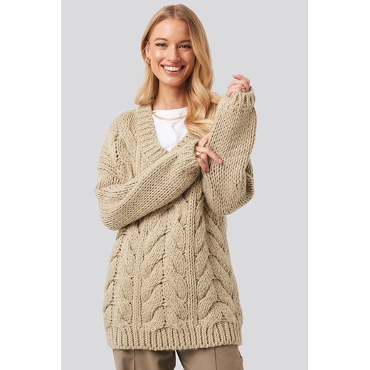 NA-KD Trend Oversized V-Neck Heavy Knitted Cable Sweater - Beige NA-KD Trend  M/L NA-KD