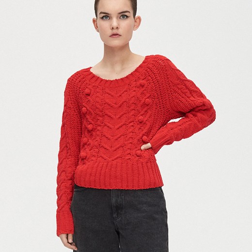 Cropp sweter damski czerwony z okrągłym dekoltem 