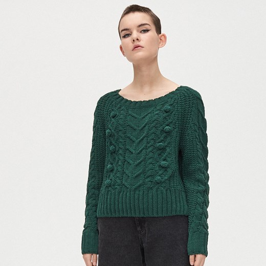 Sweter damski Cropp z okrągłym dekoltem bez wzorów 