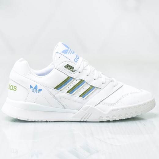 Buty sportowe damskie Adidas sznurowane