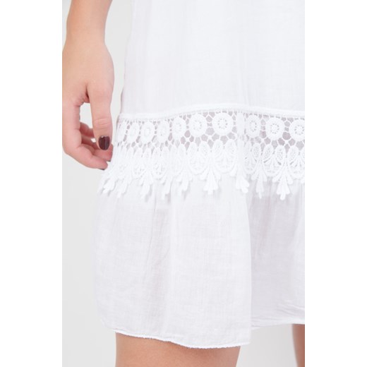 Sukienka Olika biała mini bez wzorów na spacer z dekoltem typu hiszpanka z krótkim rękawem 