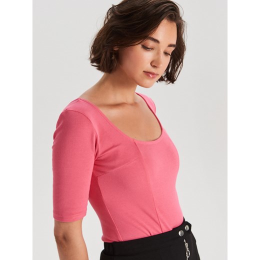 Bluzka damska Cropp różowa z okrągłym dekoltem z krótkimi rękawami 