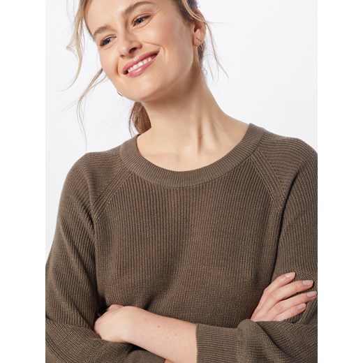 Sweter damski brązowy Vero Moda bez wzorów 