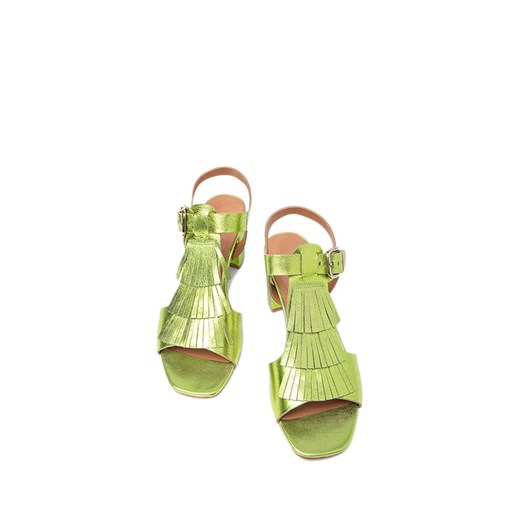 Skórzane sandały w kolorze zielonym