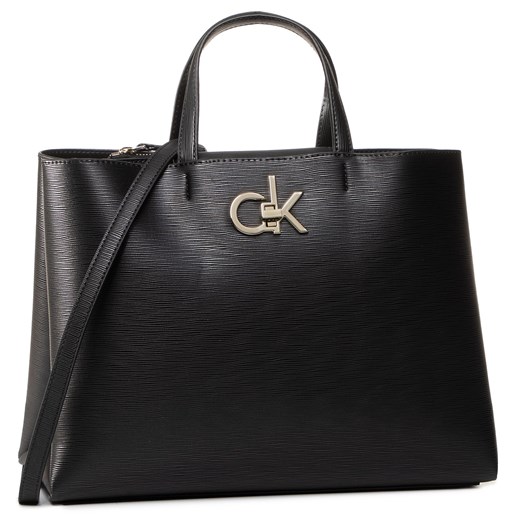 Kuferek Calvin Klein czarny z aplikacjami 