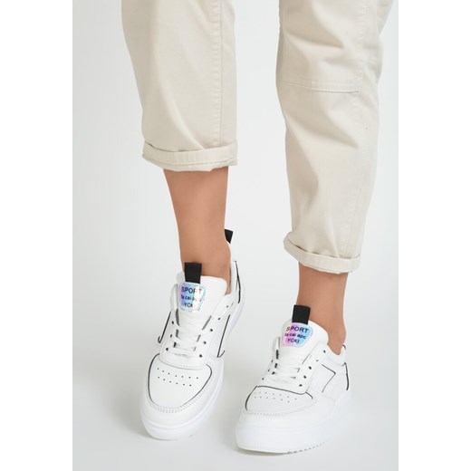 Buty sportowe damskie białe Renee sneakersy młodzieżowe sznurowane bez wzorów 