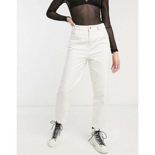 Only – Mom jeans w kolorze ecru z kieszenią typu cargo-Biały