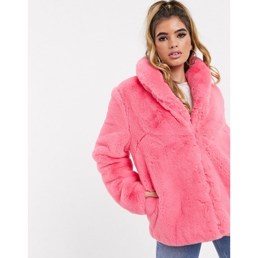 Missguided – Różowy płaszcz oversize ze sztucznego futra