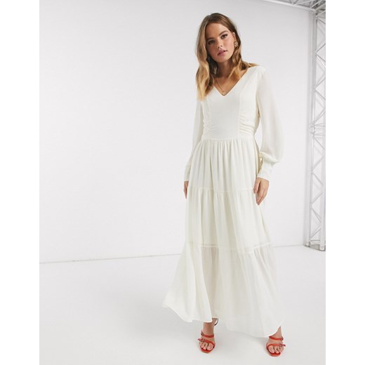 Vero Moda sukienka z dekoltem w serek maxi