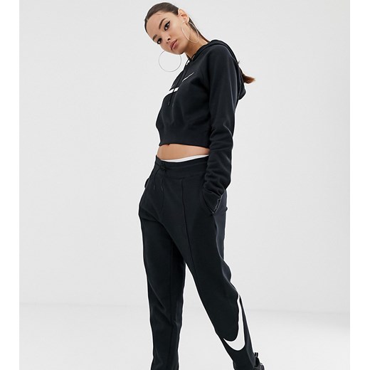 Nike – Czarne joggersy ze swooshem w stylu oversize-Czarny