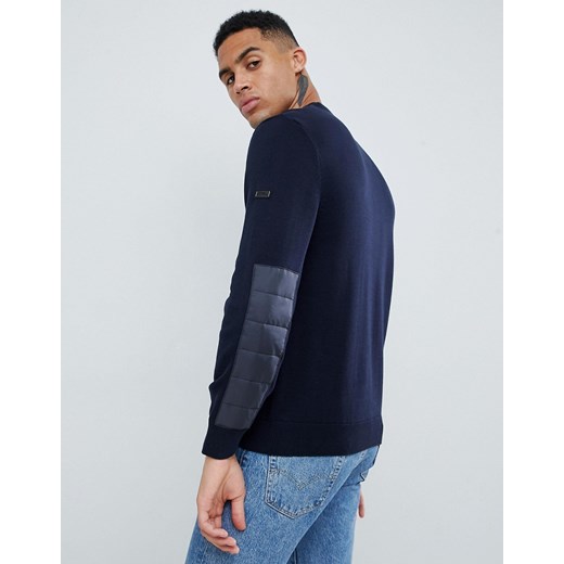Barbour International – Baffle – Granatowy sweter o dopasowanym kroju z okrągłym dekoltem i łatami na rękawach