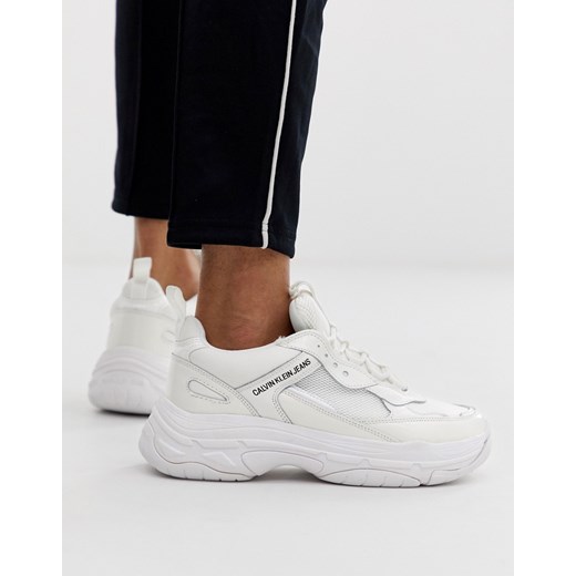 Calvin Klein – Marvin Białe buty sportowe na grubej podeszwie-Biały