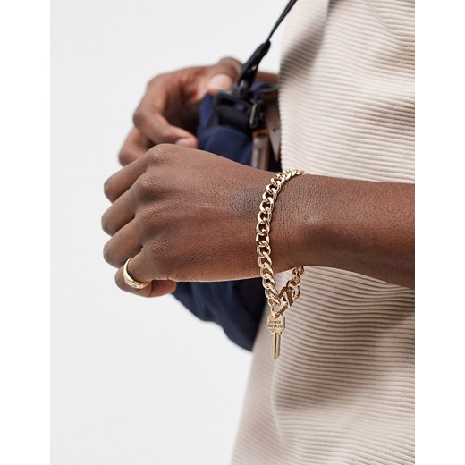 Chained & Able – Łańcuszkowa bransoletka z zawieszką kluczem w kolorze złota-Złoty