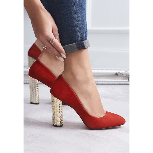 Czerwone Czółenka Place In The Sun