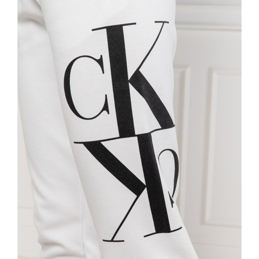 Spodnie damskie Calvin Klein wiosenne w sportowym stylu 
