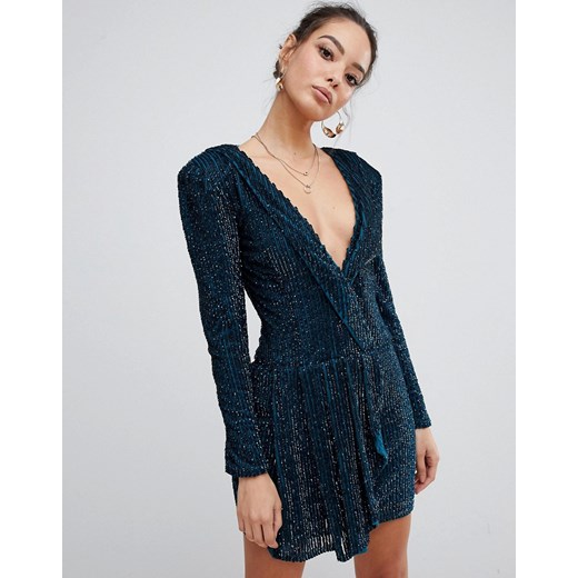 Missguided – Peace & Love – Turkusowa zdobiona kopertowa sukienka z głębokim dekoltem-Zielony Missguided 38 Asos Poland