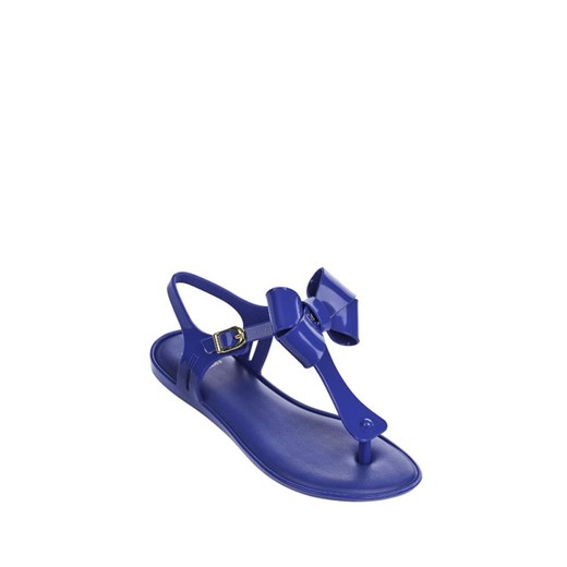 Sandały w kolorze niebieskim