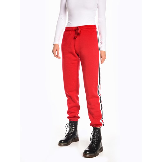 Czerwone spodnie damskie Gate z wiskozy 
