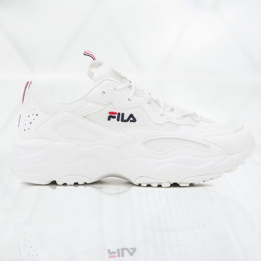 Białe buty sportowe damskie Fila na platformie bez wzorów na wiosnę sznurowane 