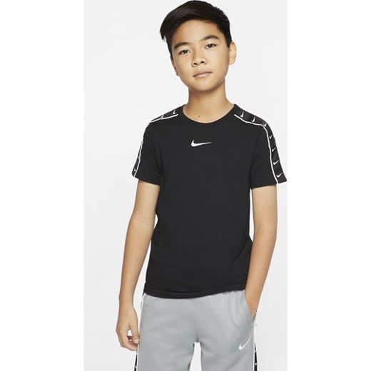 T-shirt dla dużych dzieci Nike Sportswear Swoosh - Czerń