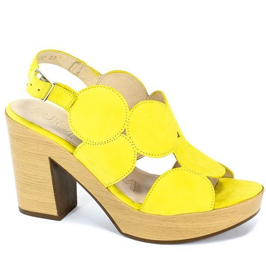 Sandały damskie Wonders żółte skórzane 