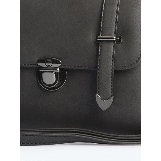 Shopper bag Gate matowa czarna na ramię elegancka poliestrowa 