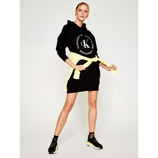 Sukienka Calvin Klein mini na spacer casualowa sportowa z długim rękawem 