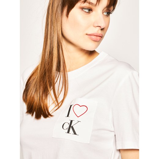 Bluzka damska Calvin Klein z okrągłym dekoltem na wiosnę 