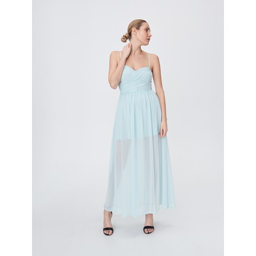 Sukienka niebieska Sinsay z dekoltem w serek na karnawał maxi na ramiączkach 
