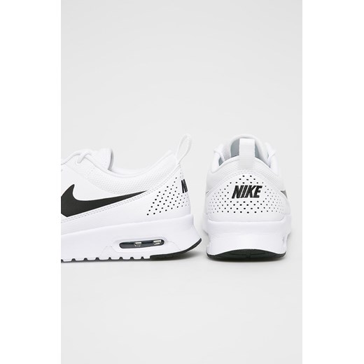 Buty sportowe damskie białe Nike Sportswear air max thea wiązane na wiosnę na płaskiej podeszwie gładkie 